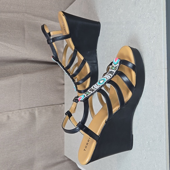 Torrid black t-strap multi-coloured beaded platform wedge sandals, size 12W - Picture 8 of 13